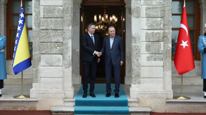 Präsident Erdoğan empfing den Vorsitzenden des Präsidialrats von Bosnien und Herzegowina, Becirovic, im Rahmen einer offiziellen Zeremonie